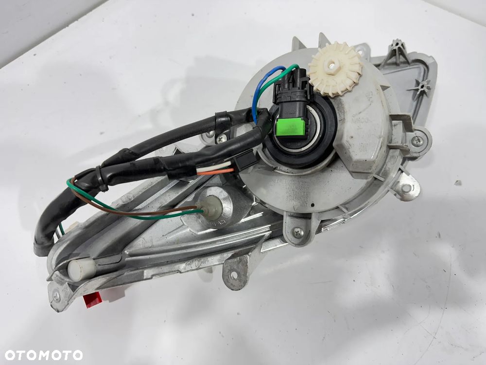 Lampa przód prawa Sym Joyride 125 - 8