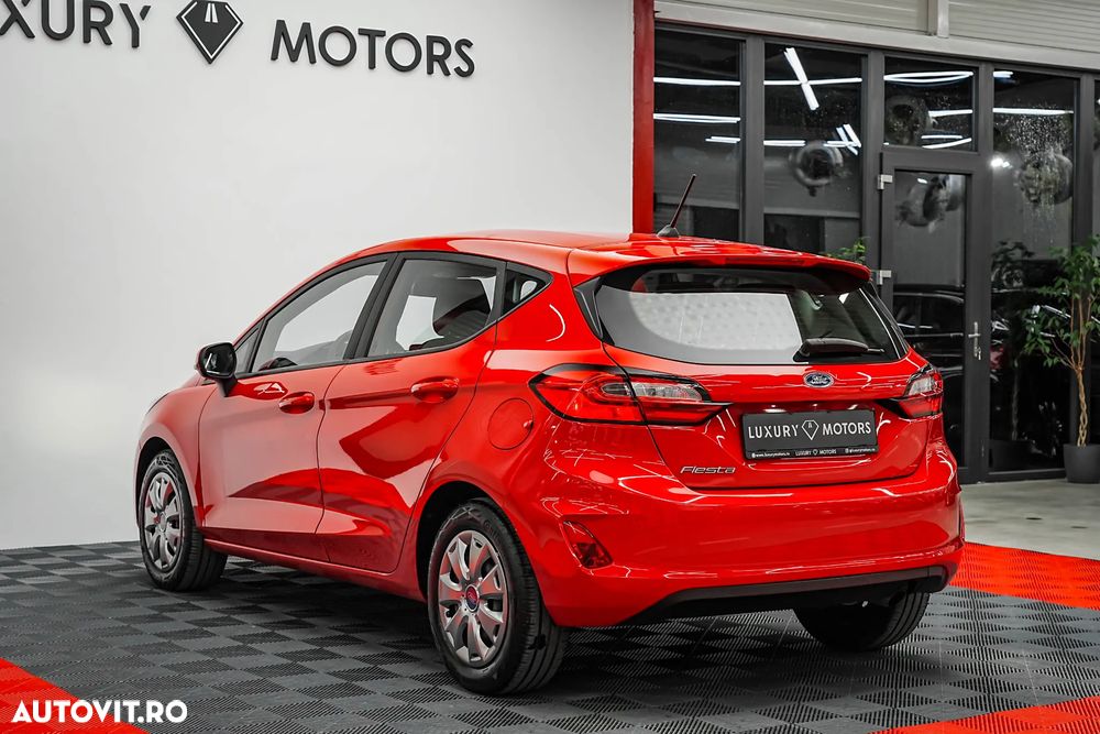 Ford Fiesta 1.0 EcoBoost S&S COOL&CONNECT - 11