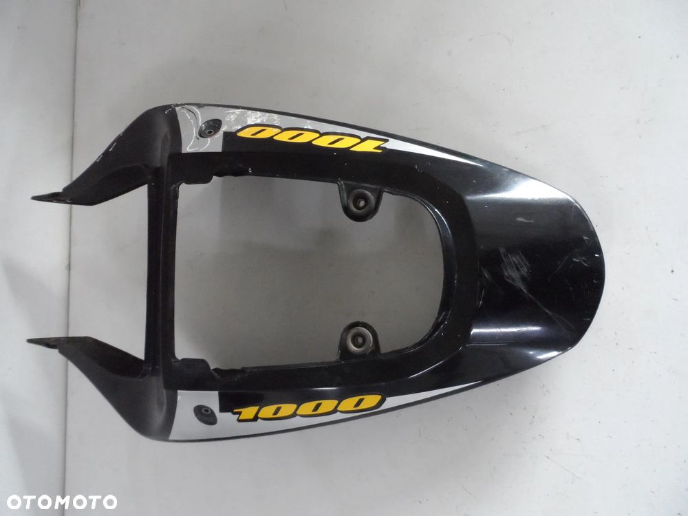 SUZUKI GSXR 1000 K1 ogon zadupek - 1