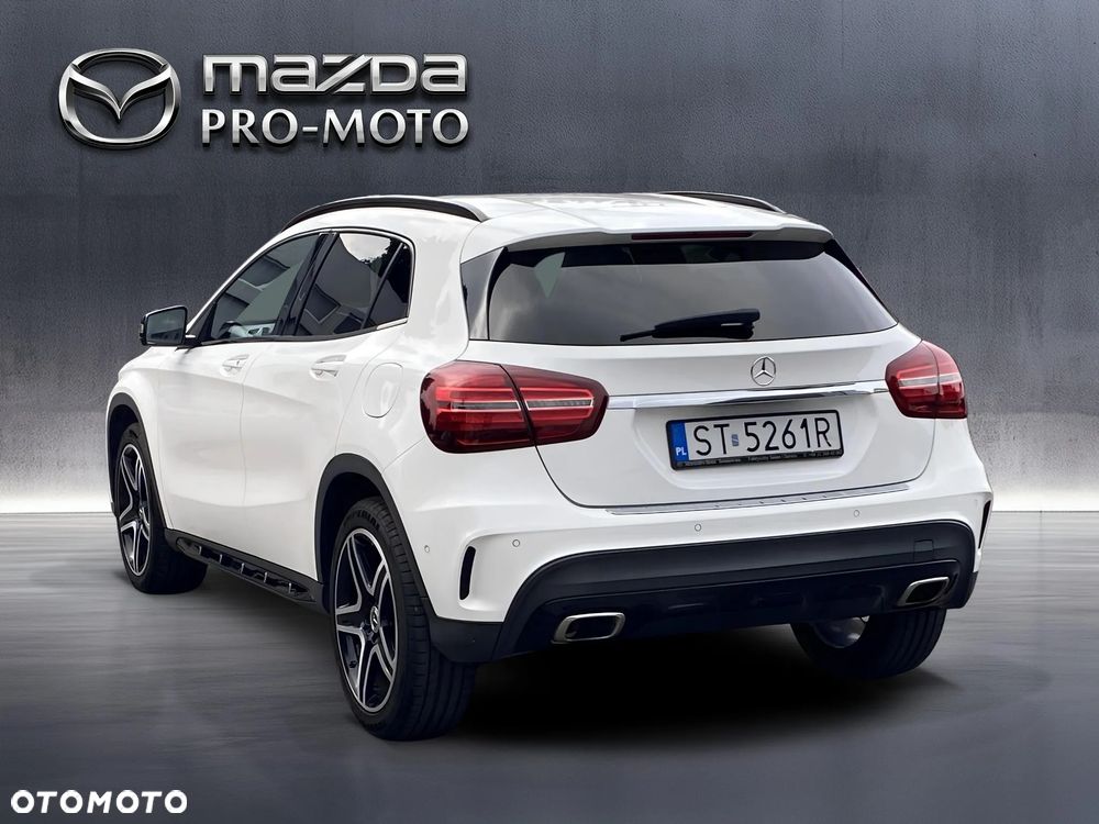 Mercedes-Benz GLA 220 4-Matic - 4