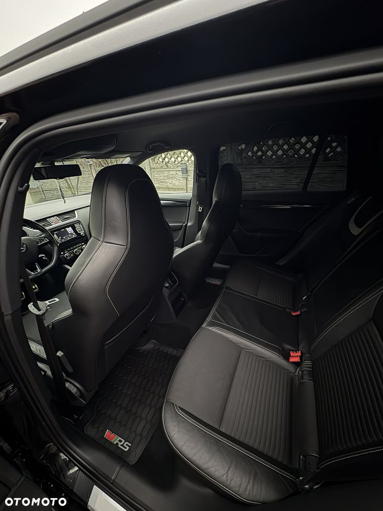 Skoda Octavia 2.0 TDI RS DSG - 10