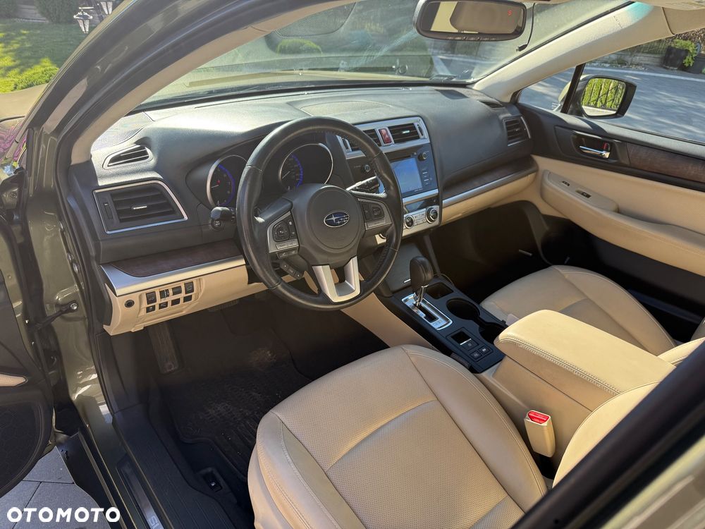 Subaru Outback 2.5i Exclusive - 15