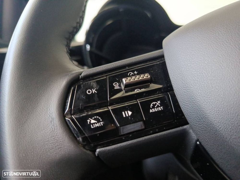Alfa Romeo Junior 1.2 Speciale eDCT6 - 17