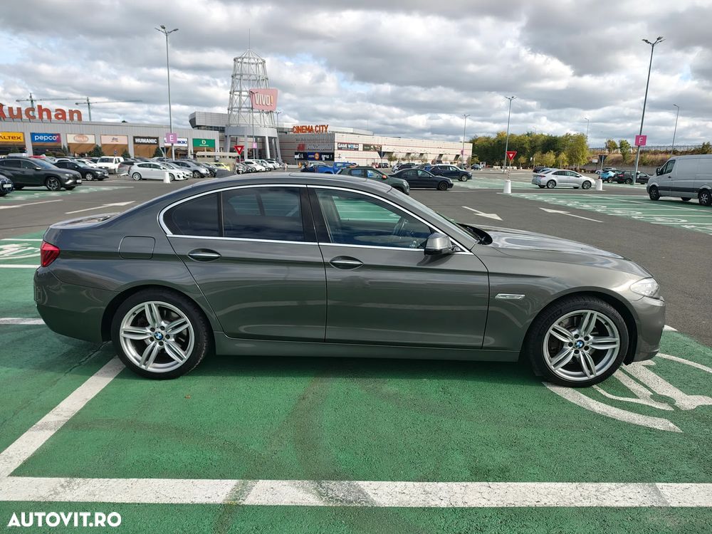 BMW Seria 5 525d xDrive AT - 5