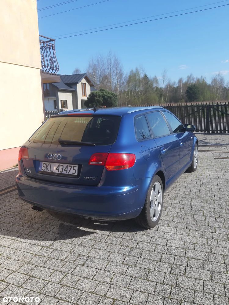 Audi A3 Sportback 1.9 TDI Ambition - 4