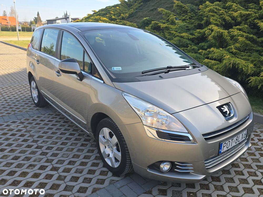 Peugeot 5008 - 7