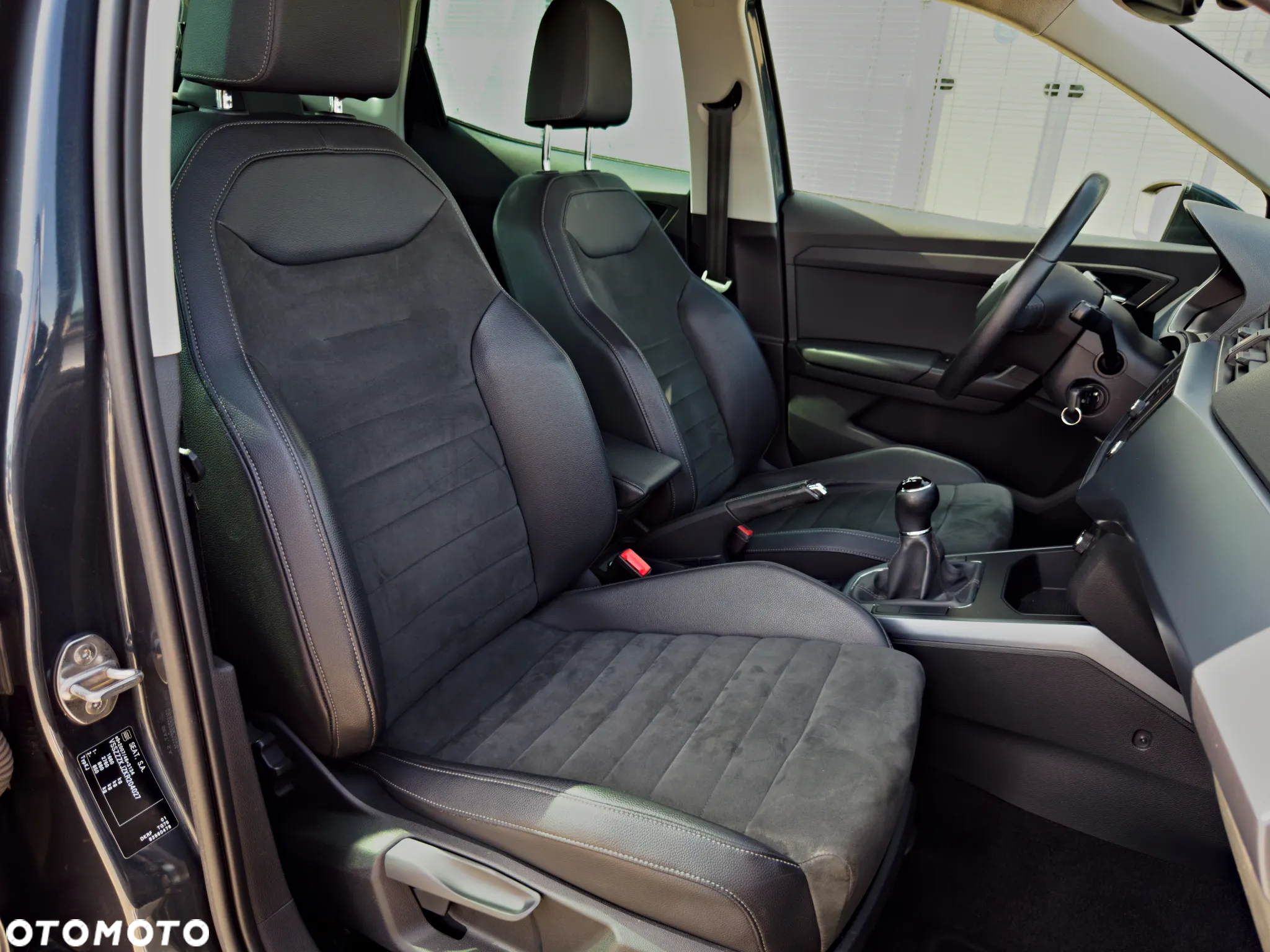 Seat Arona 1.0 TSI Full LED S&S - 25