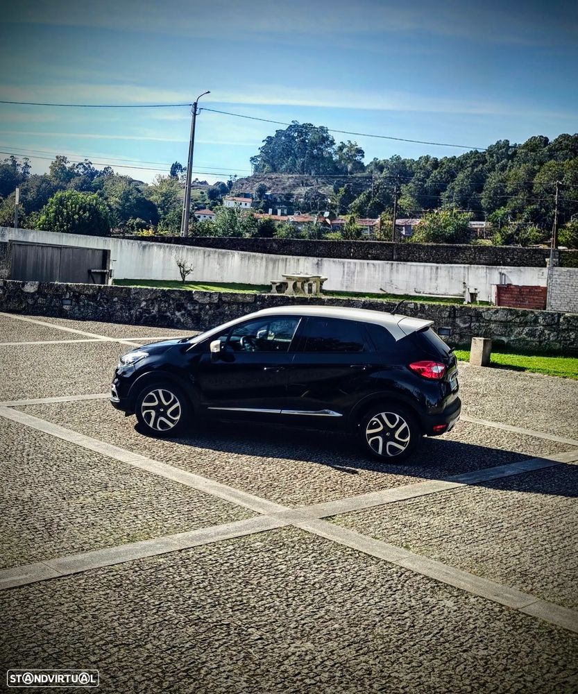 Renault Captur 1.2 TCe Initiale Paris EDC - 25