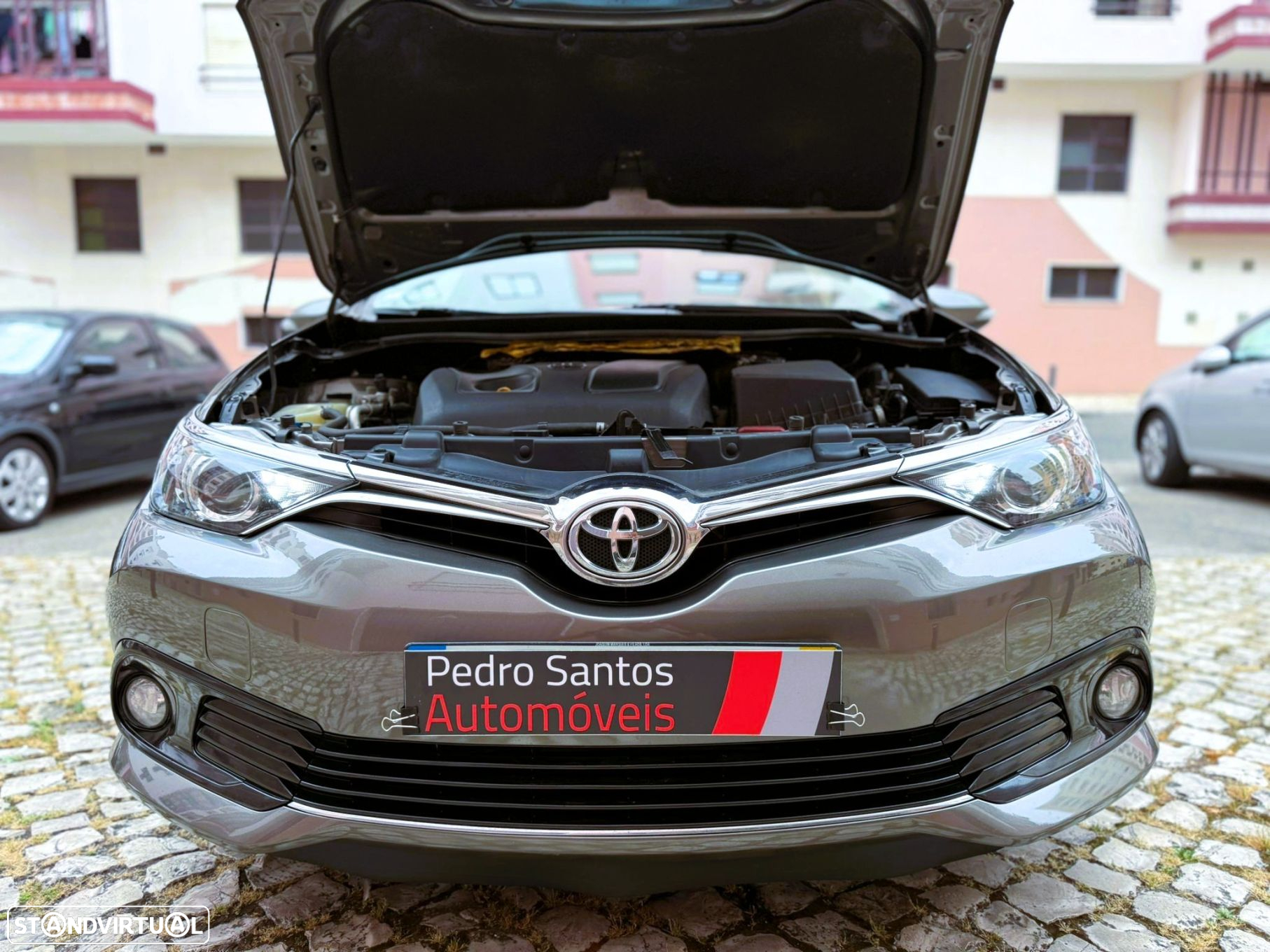 Toyota Auris 1.4 D-4D Comfort+Pack Sport - 23