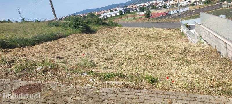 Terreno para construção - Grande imagem: 2/3