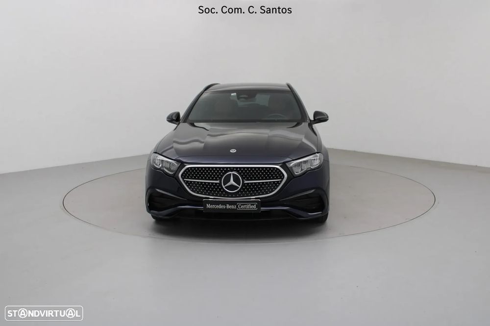 Mercedes-Benz E 300 e AMG Line - 2
