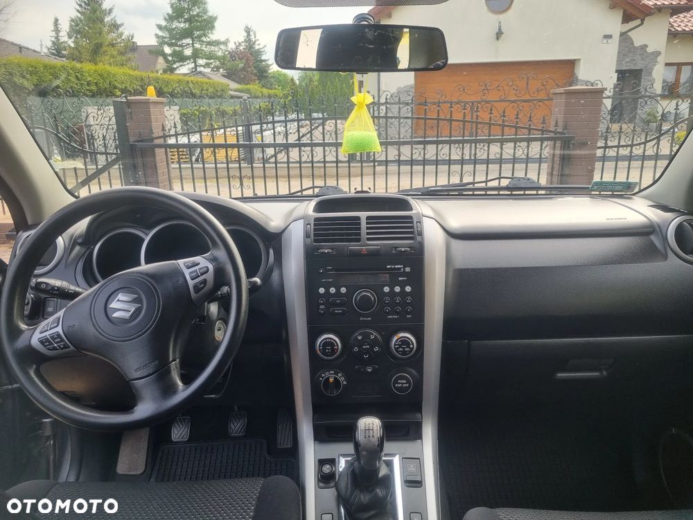 Suzuki Grand Vitara 1.9 DDiS Comfort DPF - 25