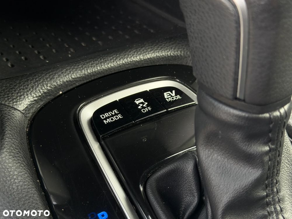 Toyota Corolla Cross 2.0 Hybrid Comfort - 27