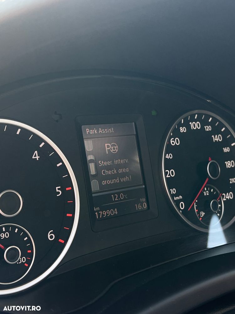 Volkswagen Tiguan 2.0 TDI 4Motion DSG Track & Field - 25