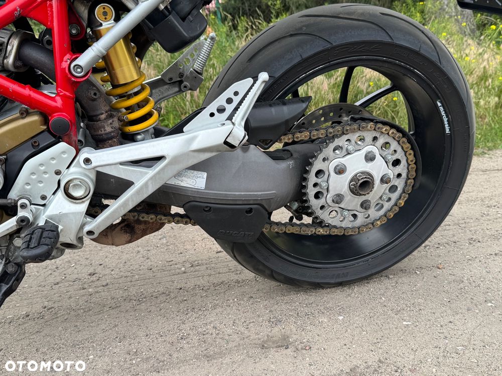 Ducati Hypermotard - 15