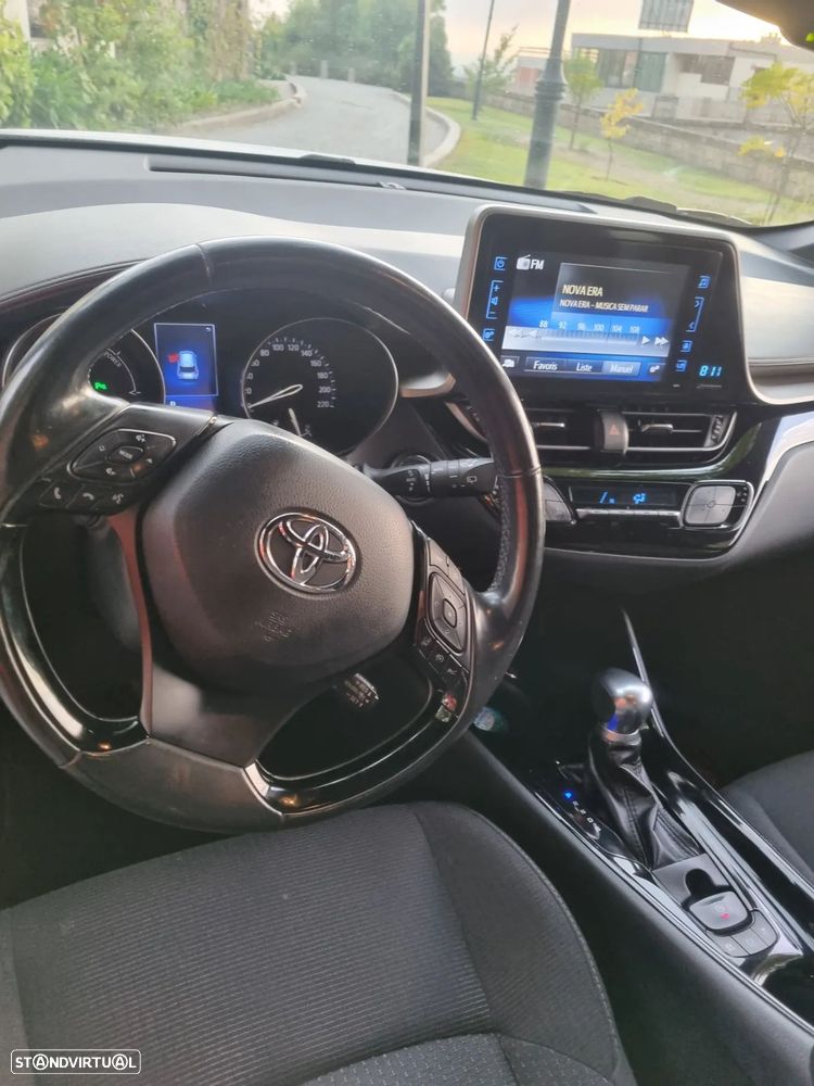 Toyota C-HR 1.8 Hybrid Square Collection - 8