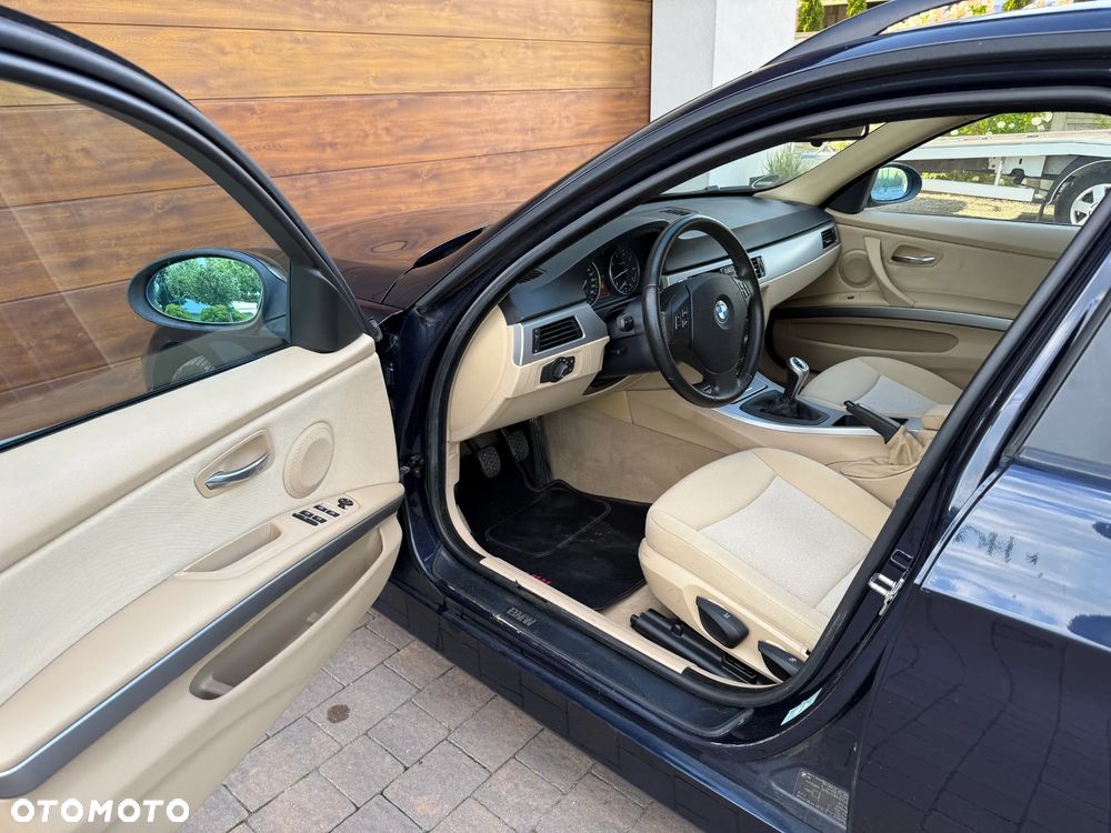 BMW Seria 3 318i Touring Edition Exclusive - 5