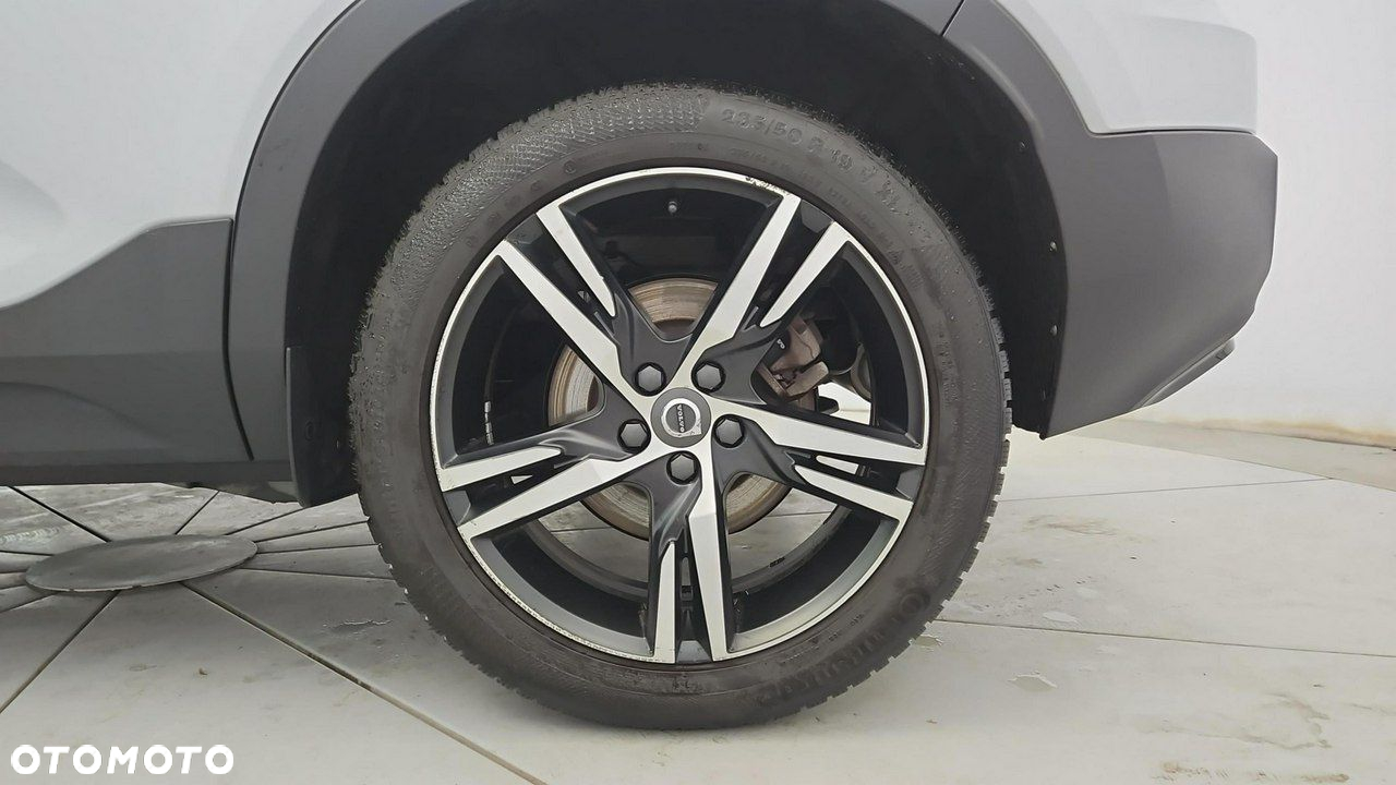 Volvo XC 40 - 26