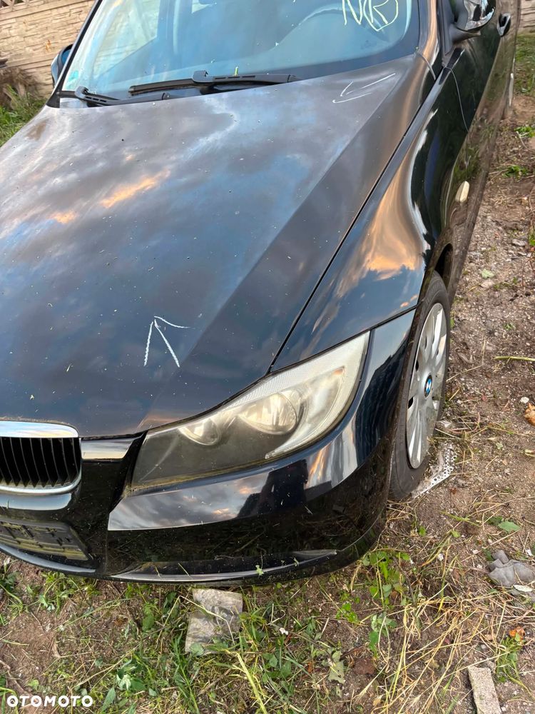 BMW Seria 3 318i - 5
