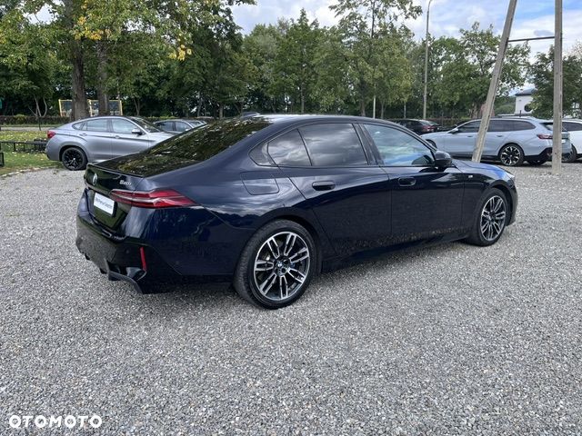 BMW Seria 5 520i - 7