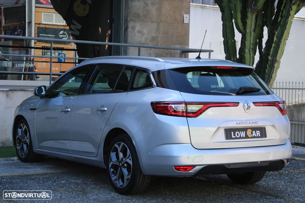Renault Mégane Sport Tourer ENERGY dCi 110 EDC INTENS - 11