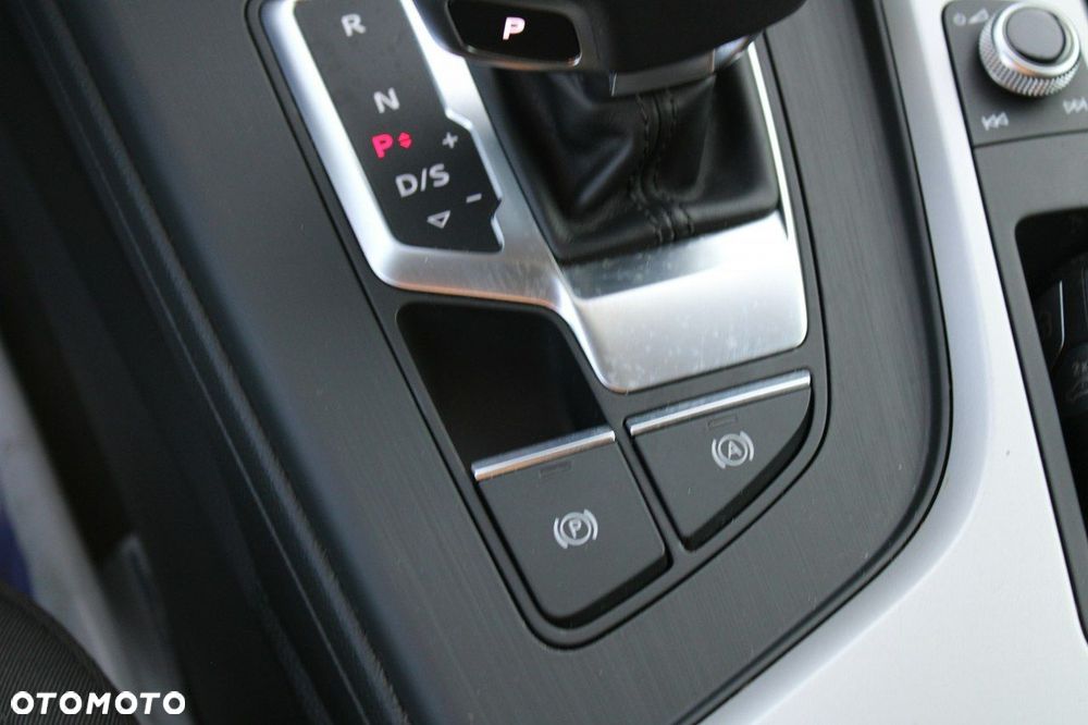 Audi A4 Limousine - 30