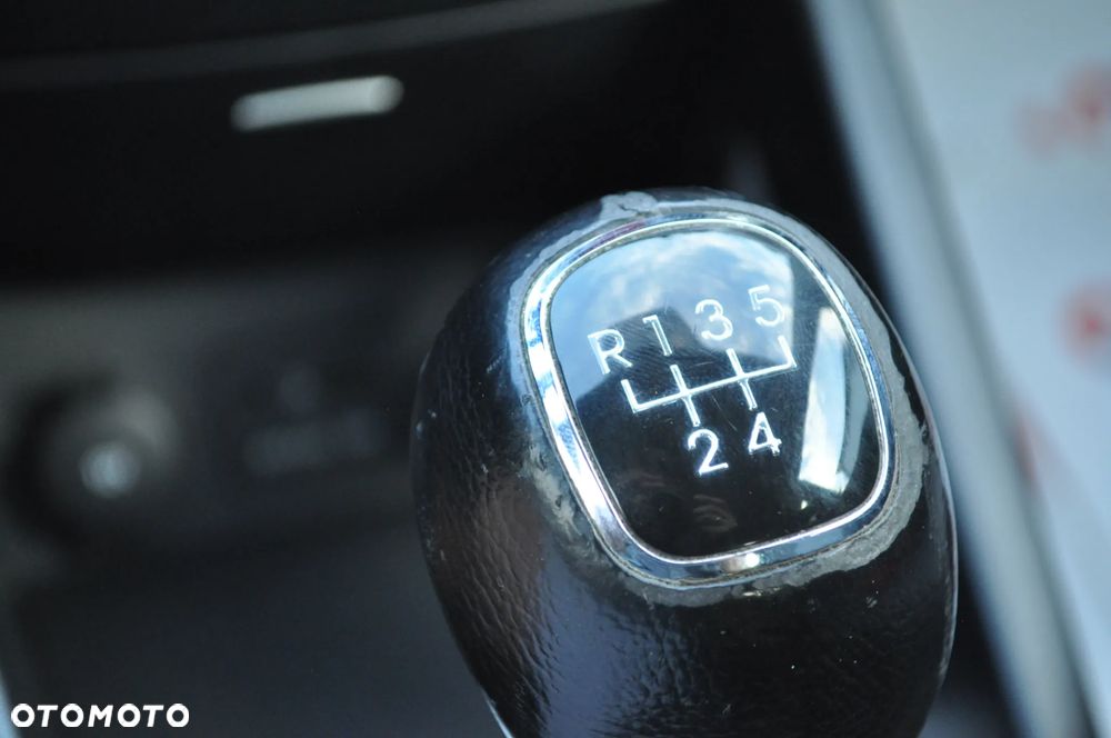 Kia Ceed - 30
