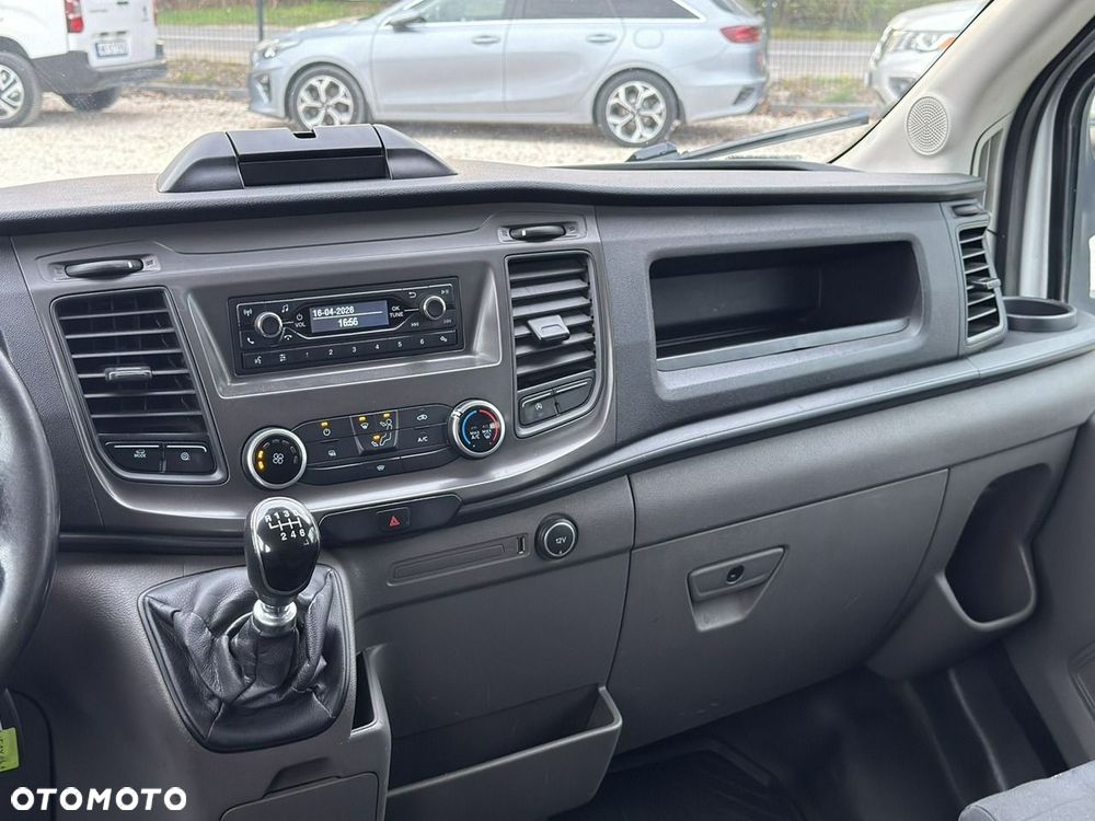 Ford Transit - 18