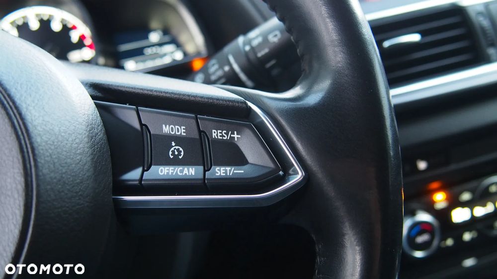 Mazda 3 SKYACTIV-G 120 Sports-Line - 25