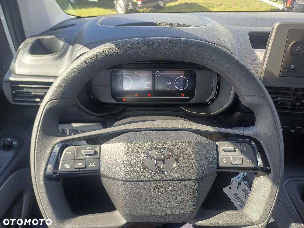 Toyota Proace City Verso 1.5 D-4D Combi - 17