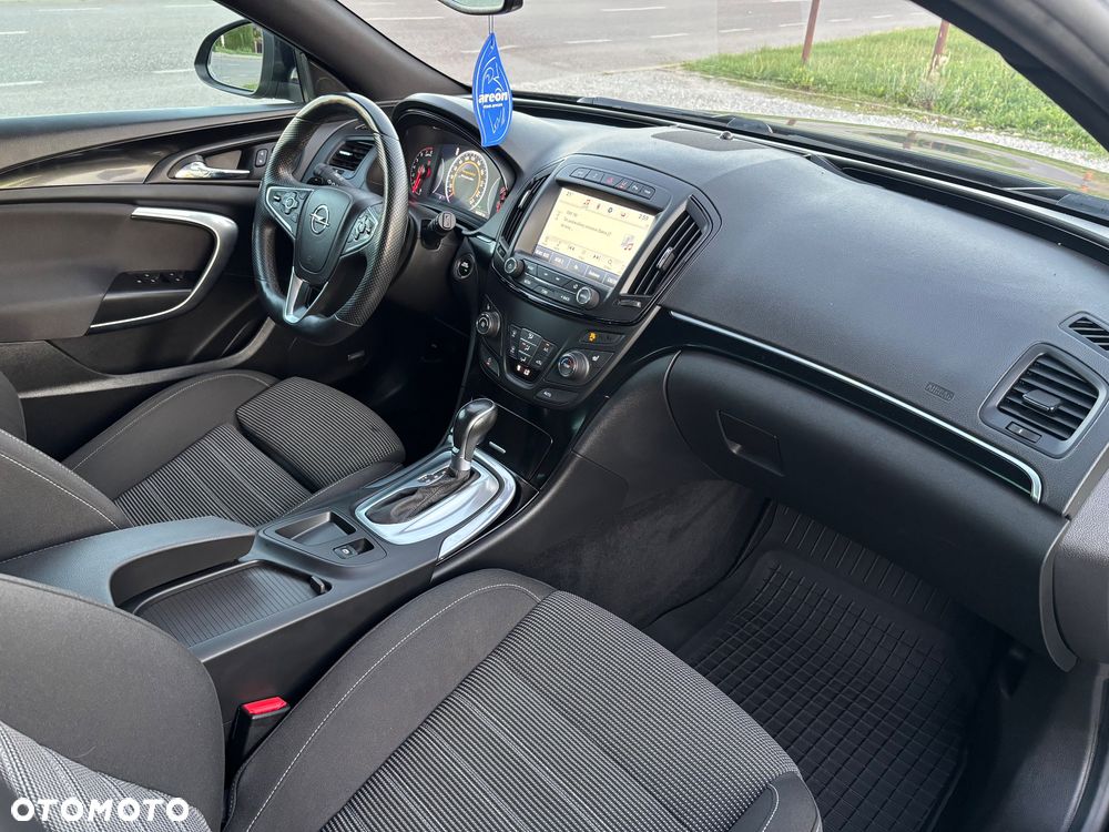Opel Insignia - 13