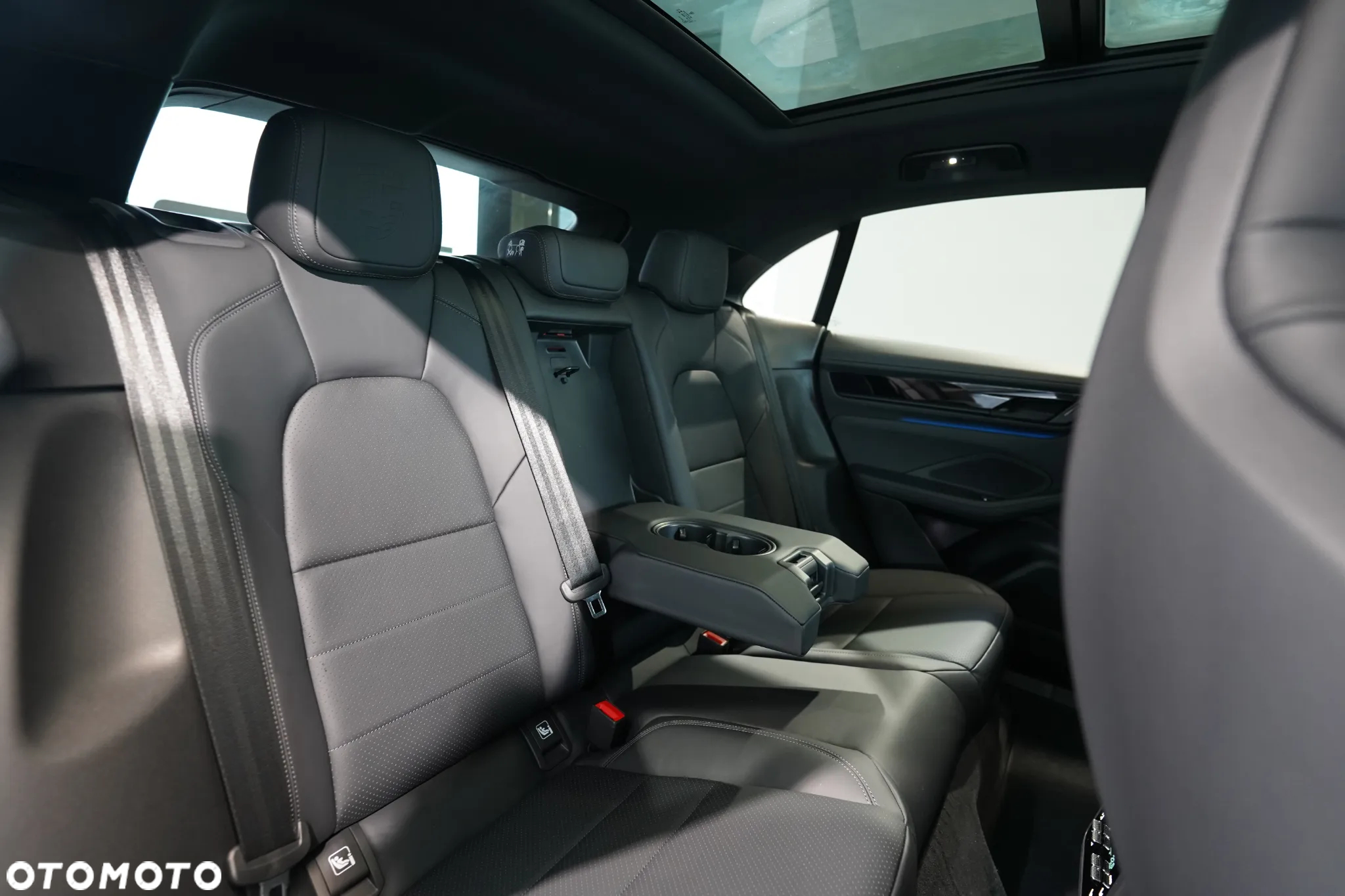 Porsche Macan 4S 100kWh - 11