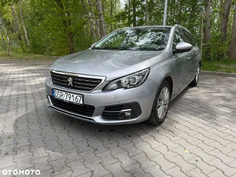 Peugeot 308 BlueHDi 130 Stop & Start Allure Pack - 1