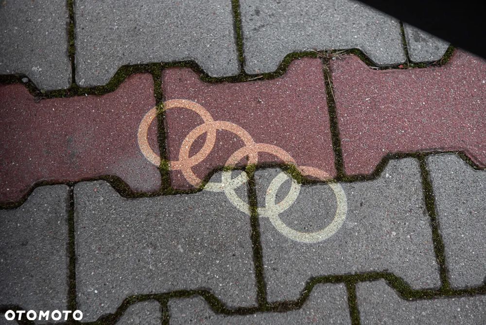 Audi A4 Avant 2.0 TDI ultra S tronic design - 39