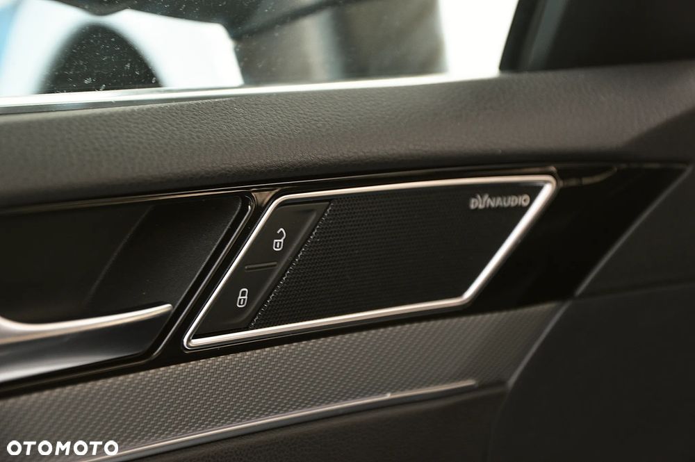 Volkswagen Arteon 2.0 TDI Bi-Turbo SCR 4Mot R-Line Edition DSG - 15