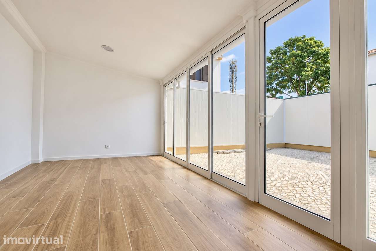 Moradia T2+1  Vila Nogueira de Azeitão - Grande imagem: 5/18