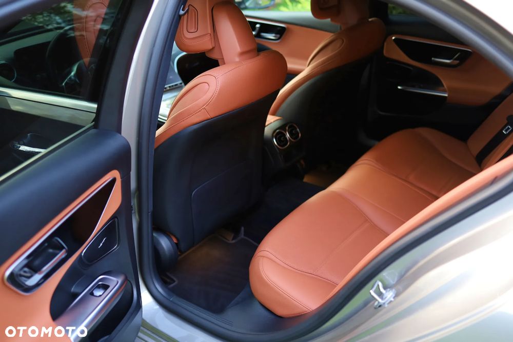 Mercedes-Benz Klasa C 220 d mHEV 4-Matic Avantgarde - 21
