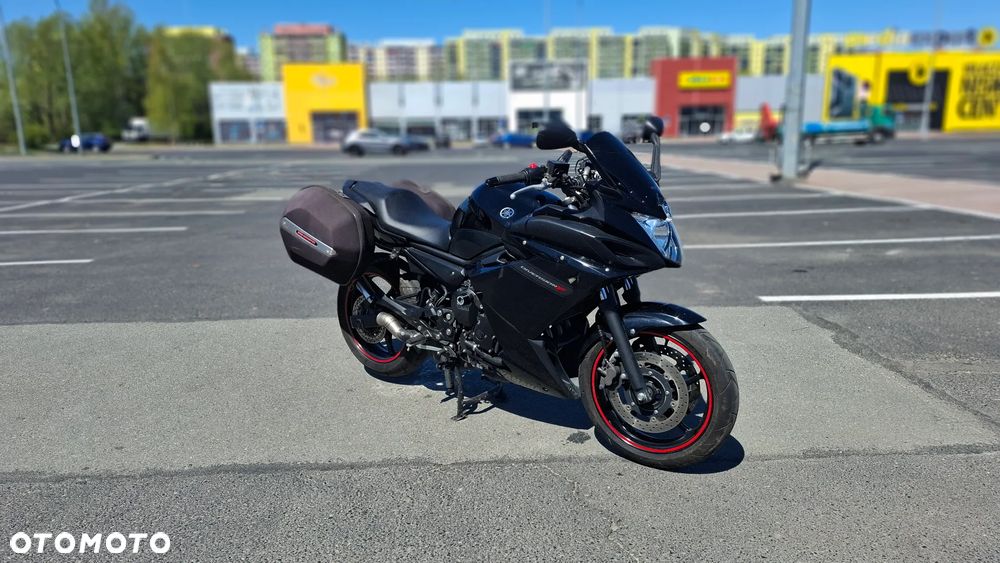 Yamaha XJ - 2