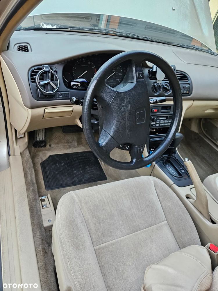 Honda Accord - 13