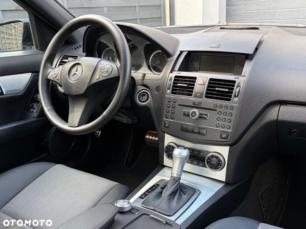 Mercedes-Benz Klasa C 180 Kompressor Automatik BlueEFFICIENCY Special Edition - 23