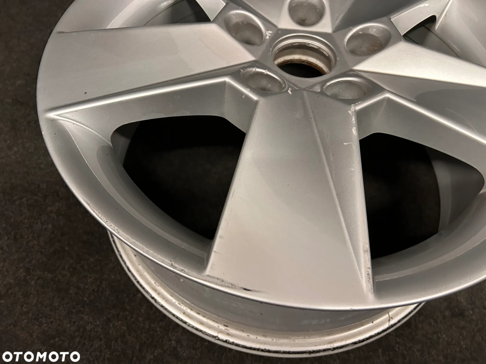 Alufelga Skoda Octavia III 16 cali 5x112 1szt. 5E0601025H - 5