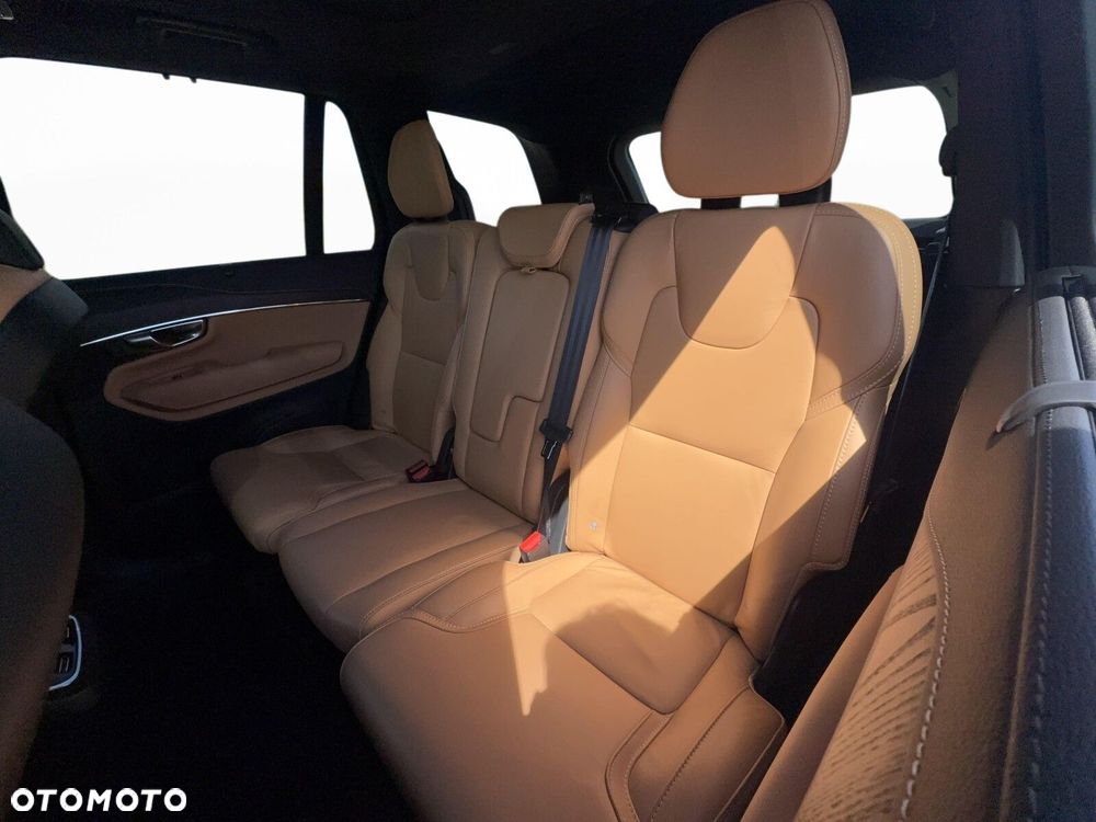 Volvo XC 90 - 27