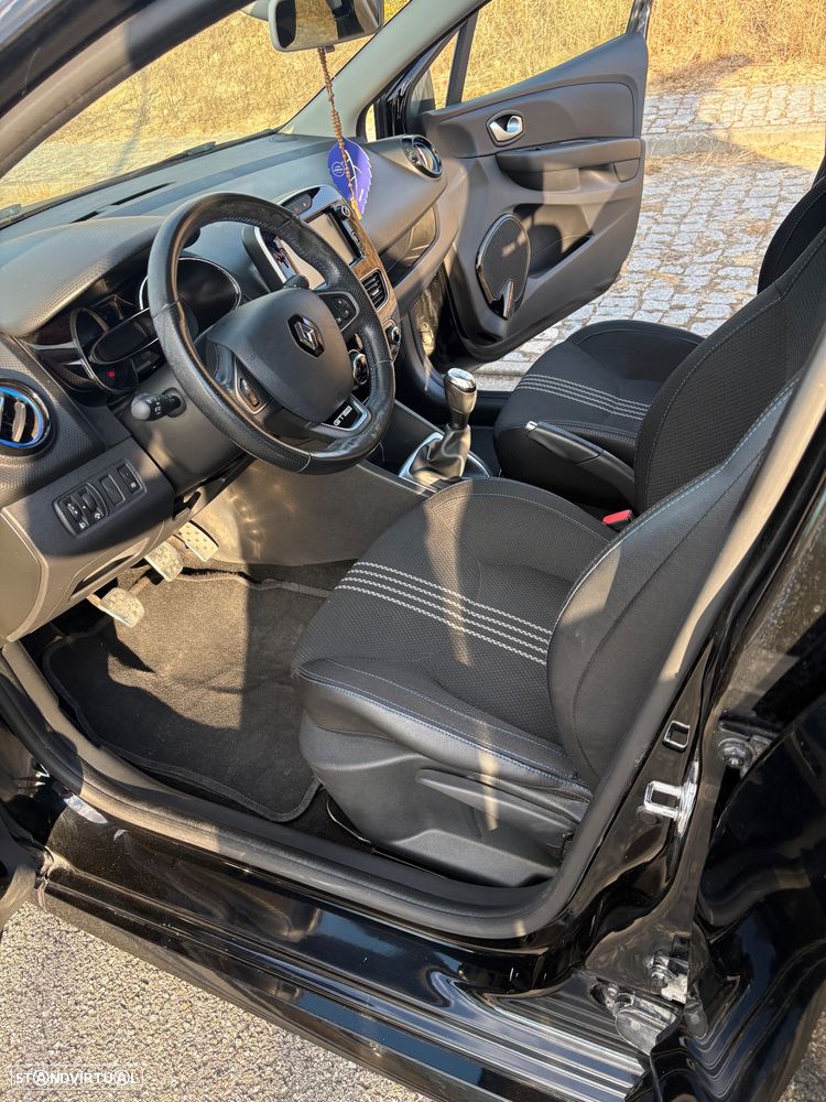 Renault Clio Sport Tourer 1.5 dCi GT Line - 17