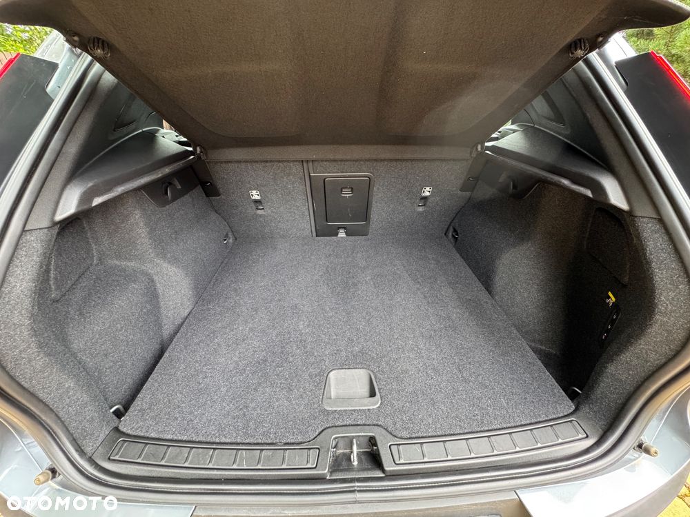 Volvo XC 40 T4 Geartronic Momentum - 8