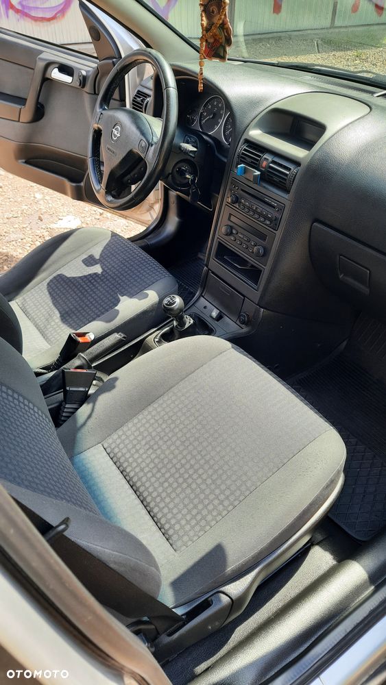 Opel Astra 1.6 - 6