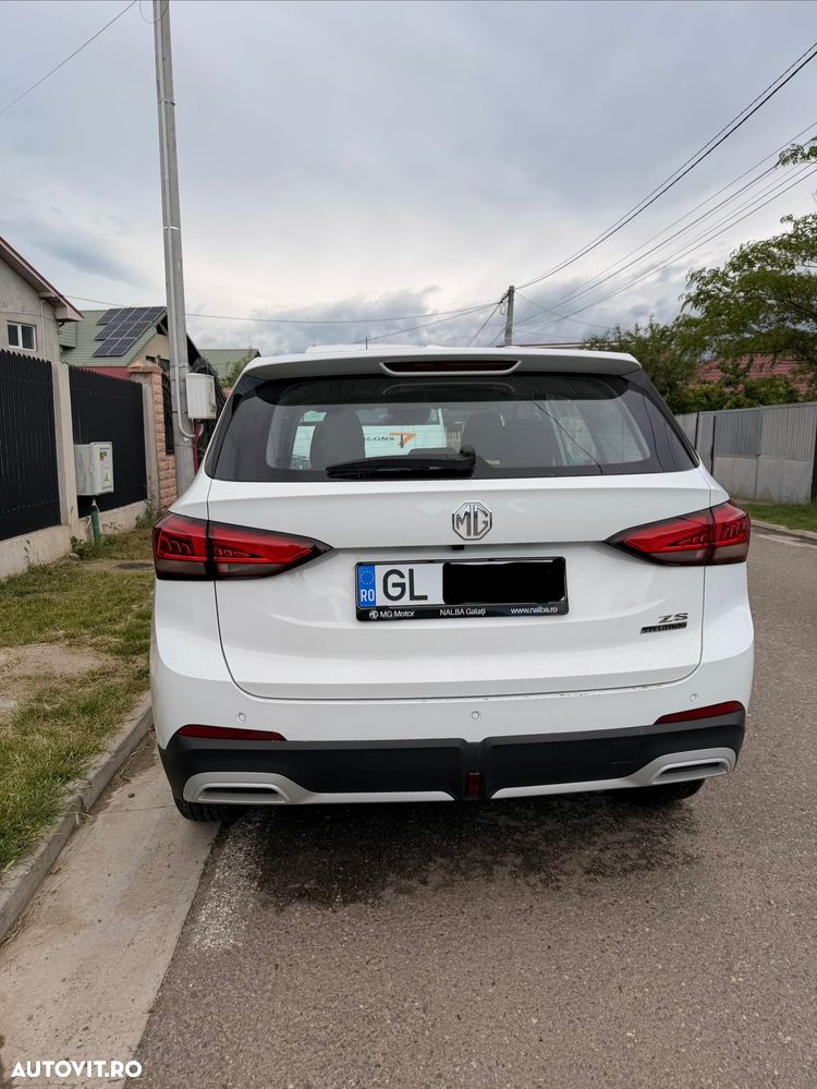 MG ZS HEV 1.5 GSI AT Explore - 2