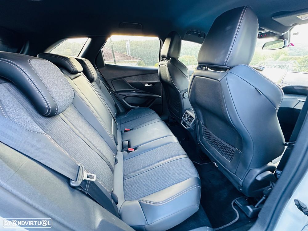 Peugeot 3008 1.6 BlueHDi GT Line EAT6 - 39