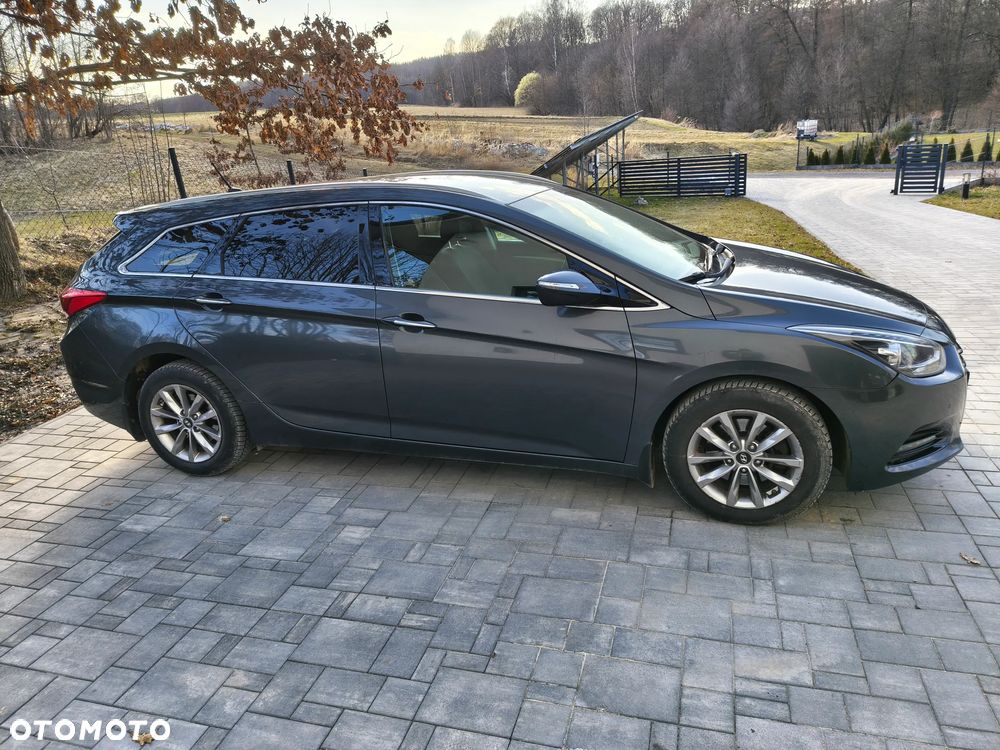 Hyundai i40 1.7 CRDi BlueDrive Comfort DCT - 2