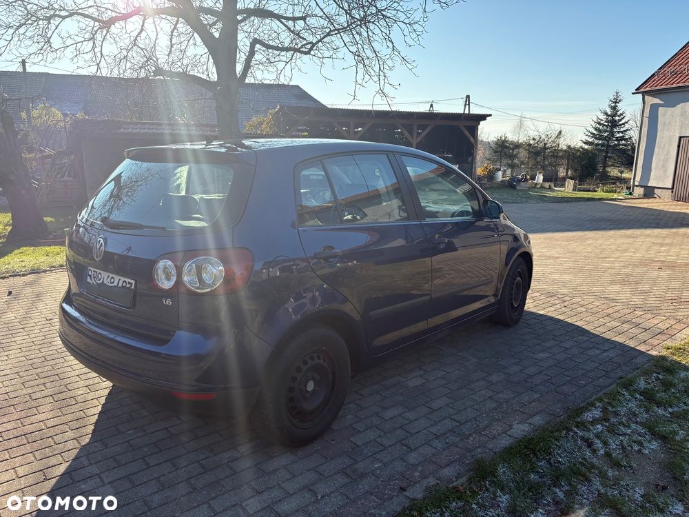 Volkswagen Golf 1.6 Comfortline - 4