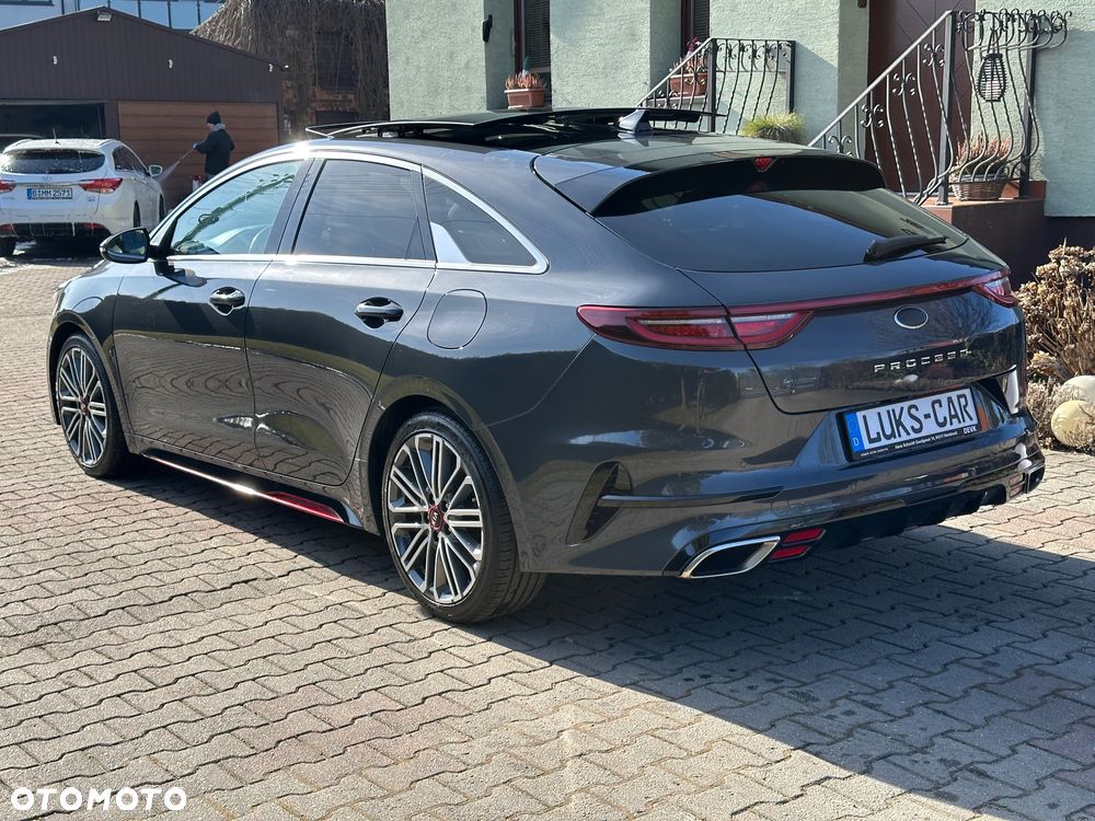 Kia ProCeed 1.6 T-GDI GT - 4